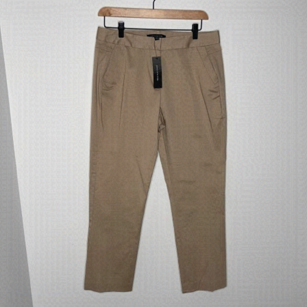 *Jones New York satin capri pants